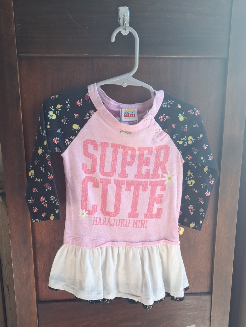 Harajuku Mini Girl's Size 18 Months  Super Cute Pink Floral Raglan Dress